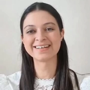 ✨ Hoje é dia de compartilhar histórias de sucesso! ✨  A paciente Fernanda realizou cirurgia refrativa para alto grau de miopia e teve uma experiência incrível! 👓➡️👁️  No CEO - Centro de Excelência em Oftalmologia, somos especializados e realizamos a cirurgia na própria clínica, com total cuidado e apoio para você. 💙  Confira o feedback da Fernanda e inspire-se para dar o próximo passo na sua saúde visual! 👀✨  📲 (37) 3237-4600 📲 (37) 3237-4602 📲 (37) 3237-4605 . . #Ceo #CeoOftalmologia #LenteFacica #CirurgiaOcular #CirirguaRefrativa